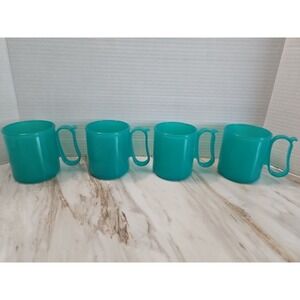 Tupperware 3052A Mug 12 Oz Stackable Microwaveable Cups SET‎ OF 4 Green
